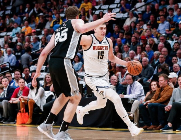  穆雷末节15分马刺逆转火箭  